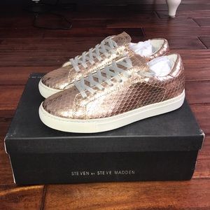 Peyton Rose Gold Steve Madden Sneakers